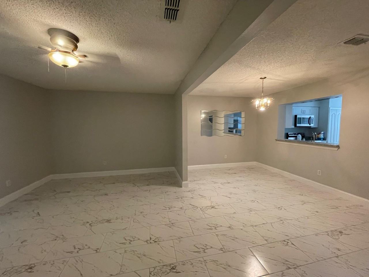 Green Spring Cir #495 - Photo 3 of 4