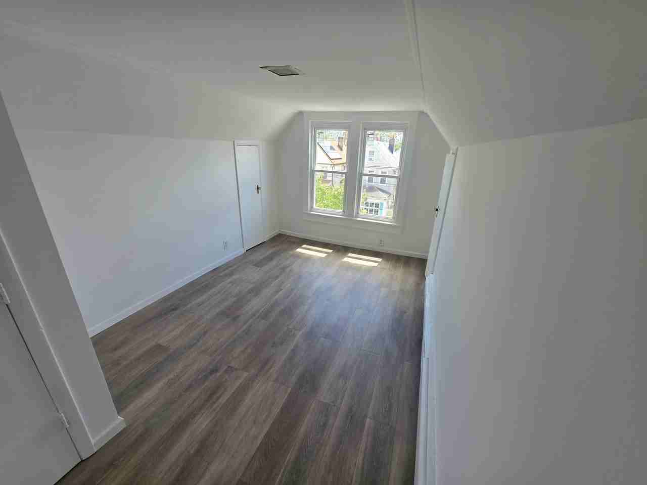 127 W 29th St #3 - Photo 2 of 11