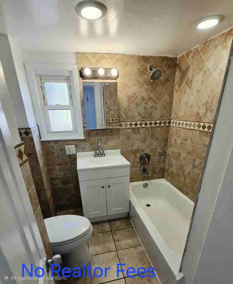 127 W 29th St #3 - Photo 5 of 11