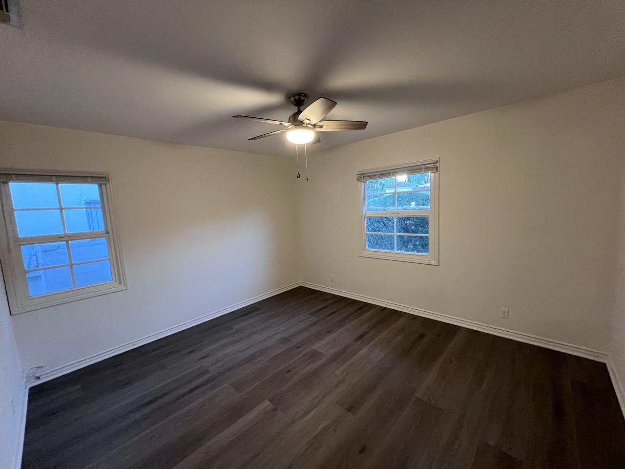 10650 Camarillo St #NA - Photo 5 of 20