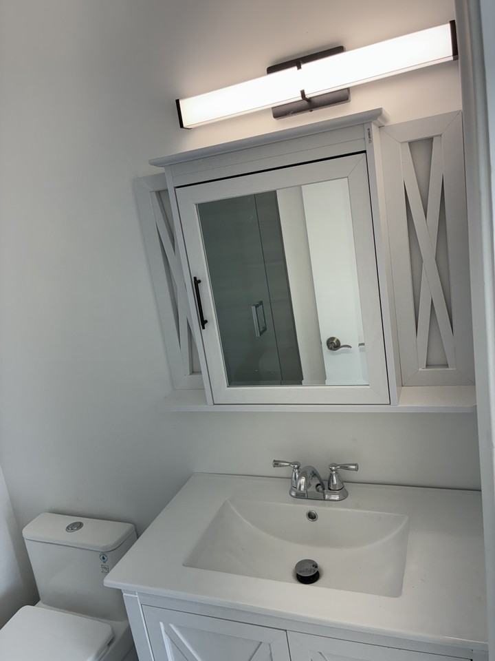17051 Ne 35th Ave #207 - Photo 5 of 11