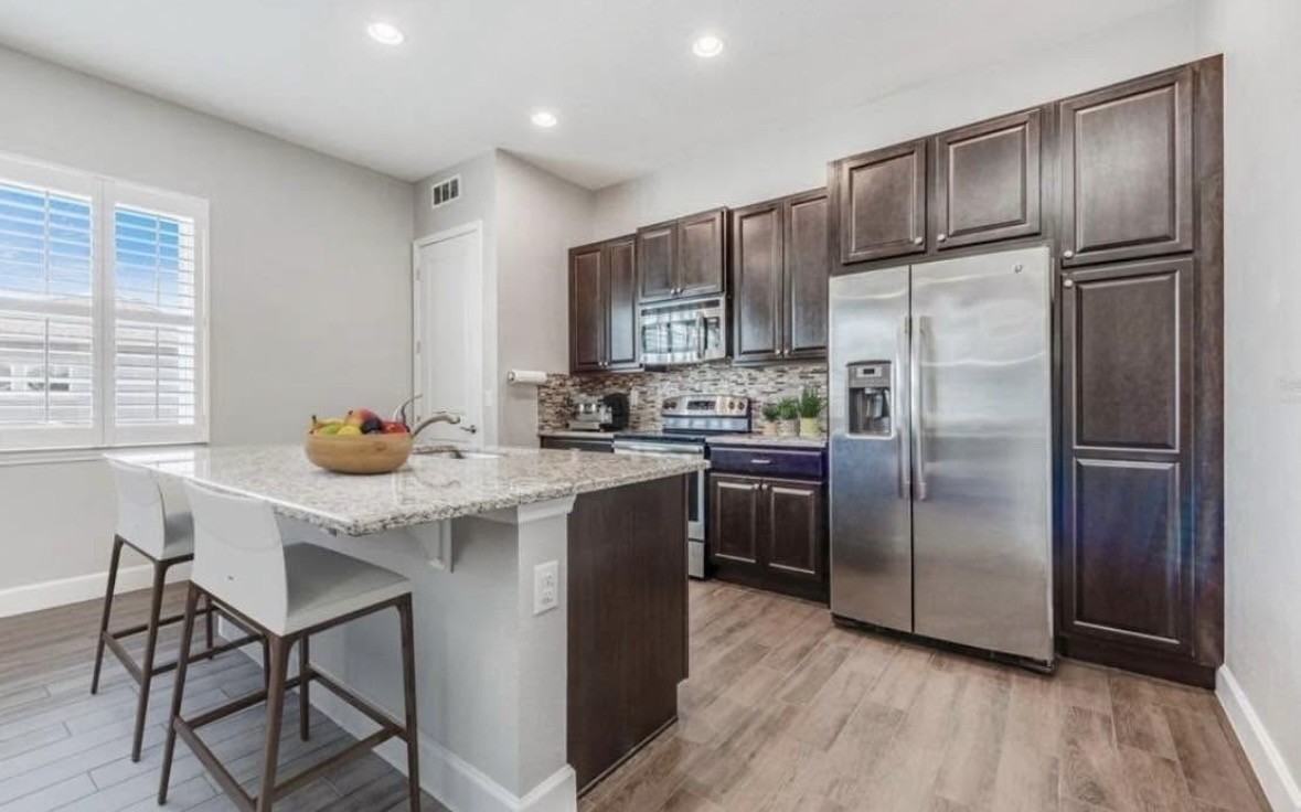9032 Merrifield St - Photo 3 of 7