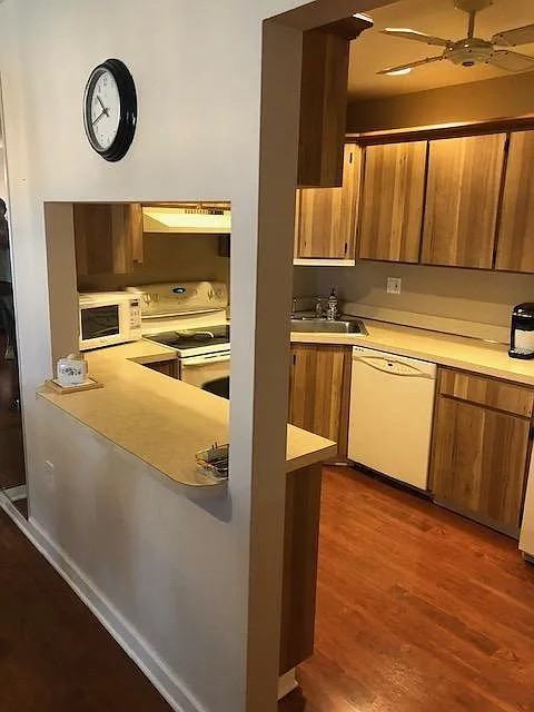 2664 Pine Ridge Way S #B2 - Photo 4 of 42