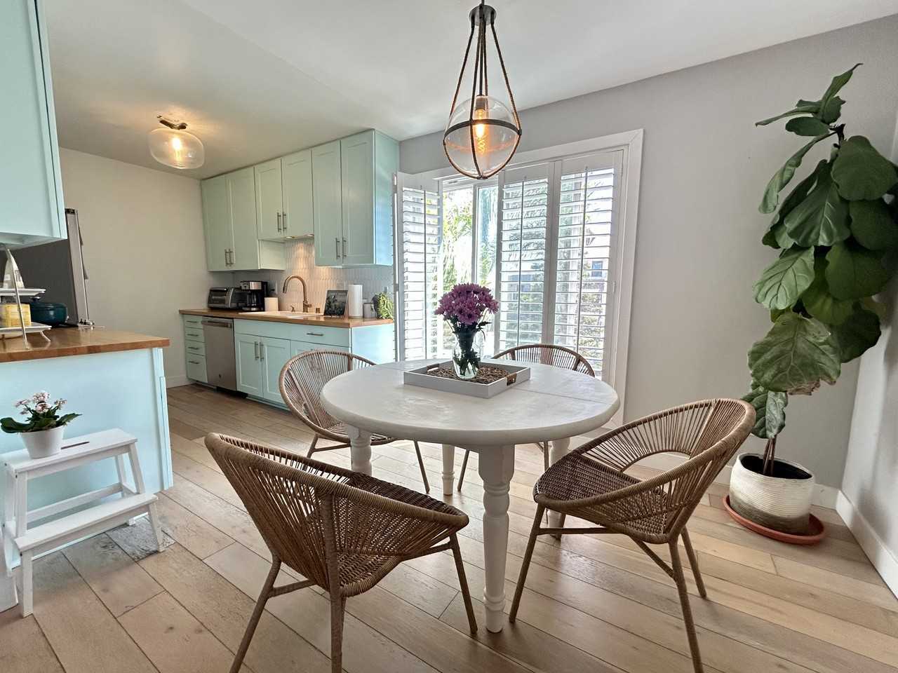 4930 Del Mar Ave #201 - Photo 4 of 14