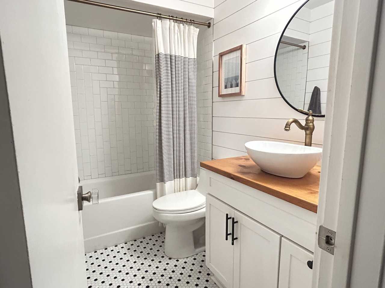 4930 Del Mar Ave #201 - Photo 7 of 14