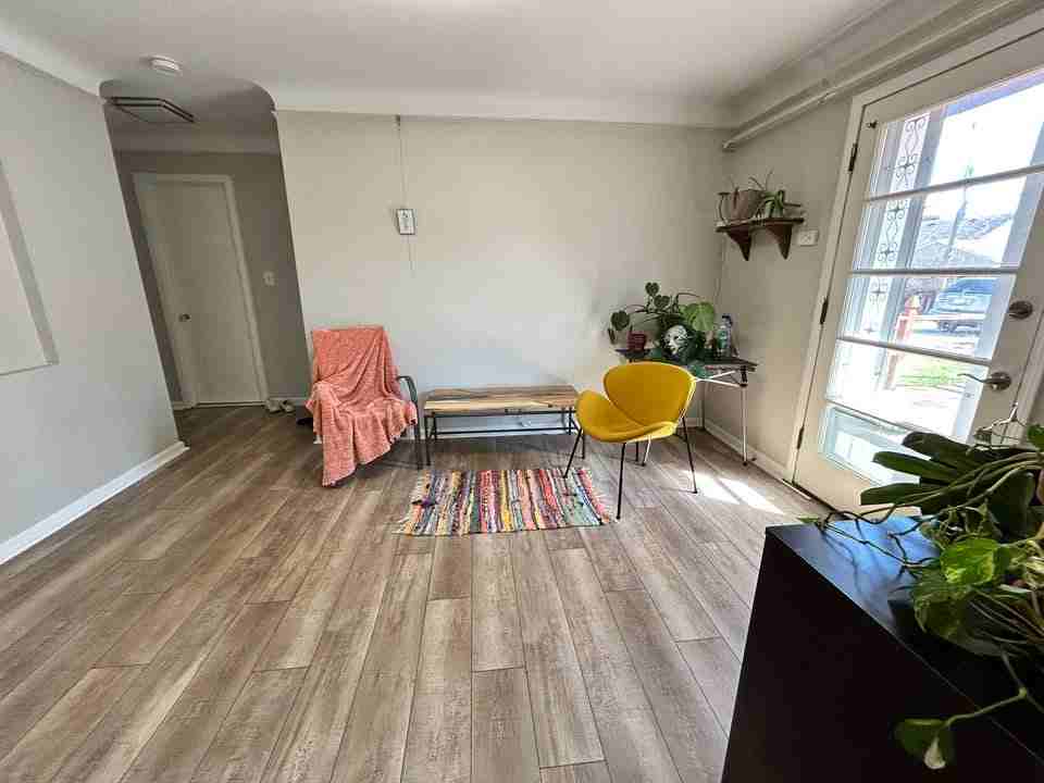 1231 Washtenaw Rd #1SMALL - Photo 5 of 13