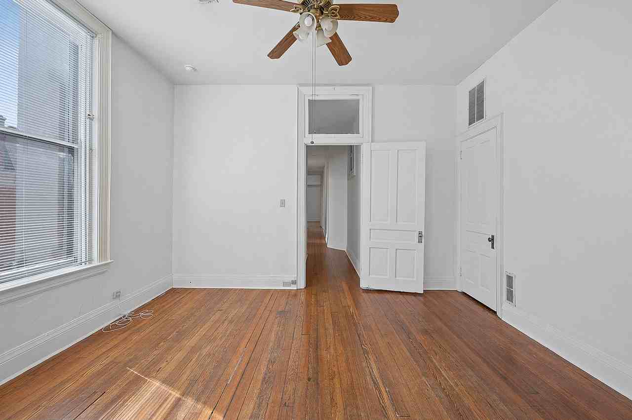 The Colonial - Photo 6 of 22