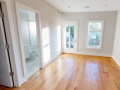 1159 Oates St Ne #3 - Photo 5 of 11