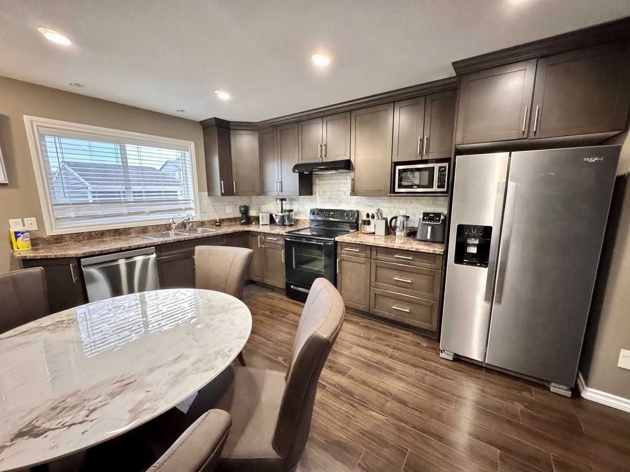 5257 Jim Cairns Blvd - Photo 3 of 25