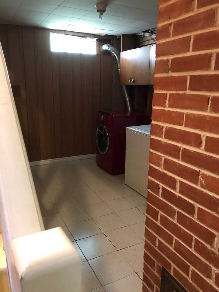 9118 116 St Nw - Photo 7 of 11