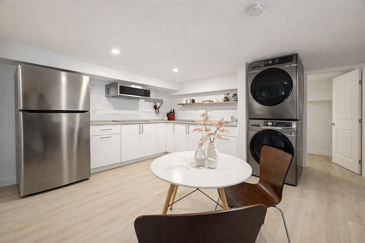 2807 1 Ave Nw - Photo 2 of 17