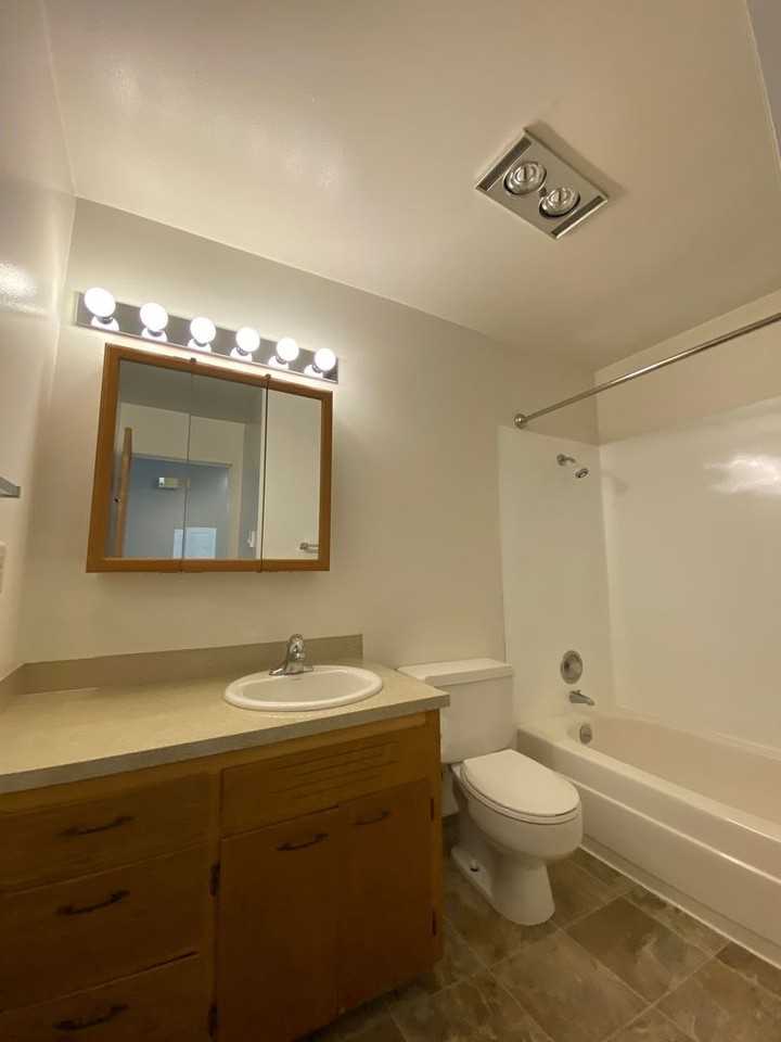 206 E 15th Ave #24 - Photo 7 of 22