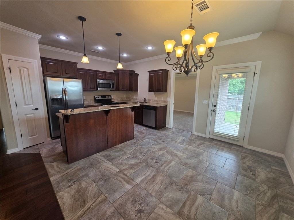 3072 N Autumn Rose Ave - Photo 4 of 18