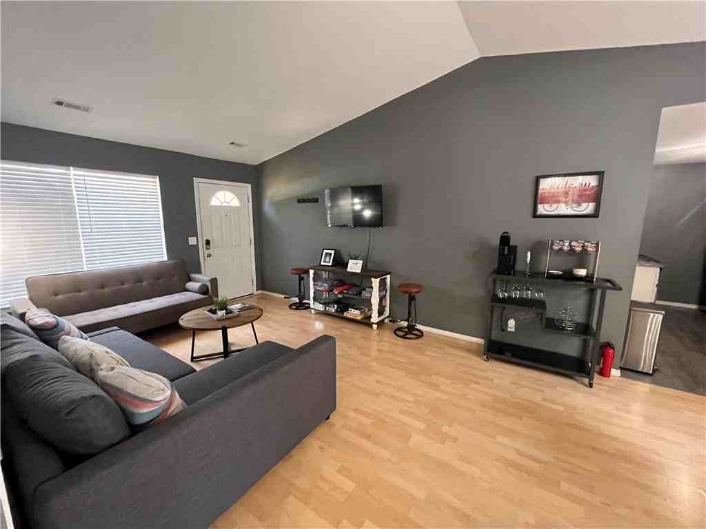 23 Murphy Dr - Photo 2 of 24