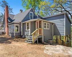 featured image of 5 Kingshighway #B