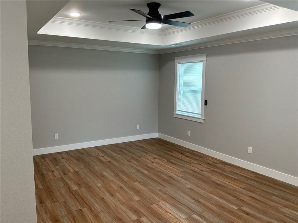 510 S Pleasant St - Photo 7 of 17