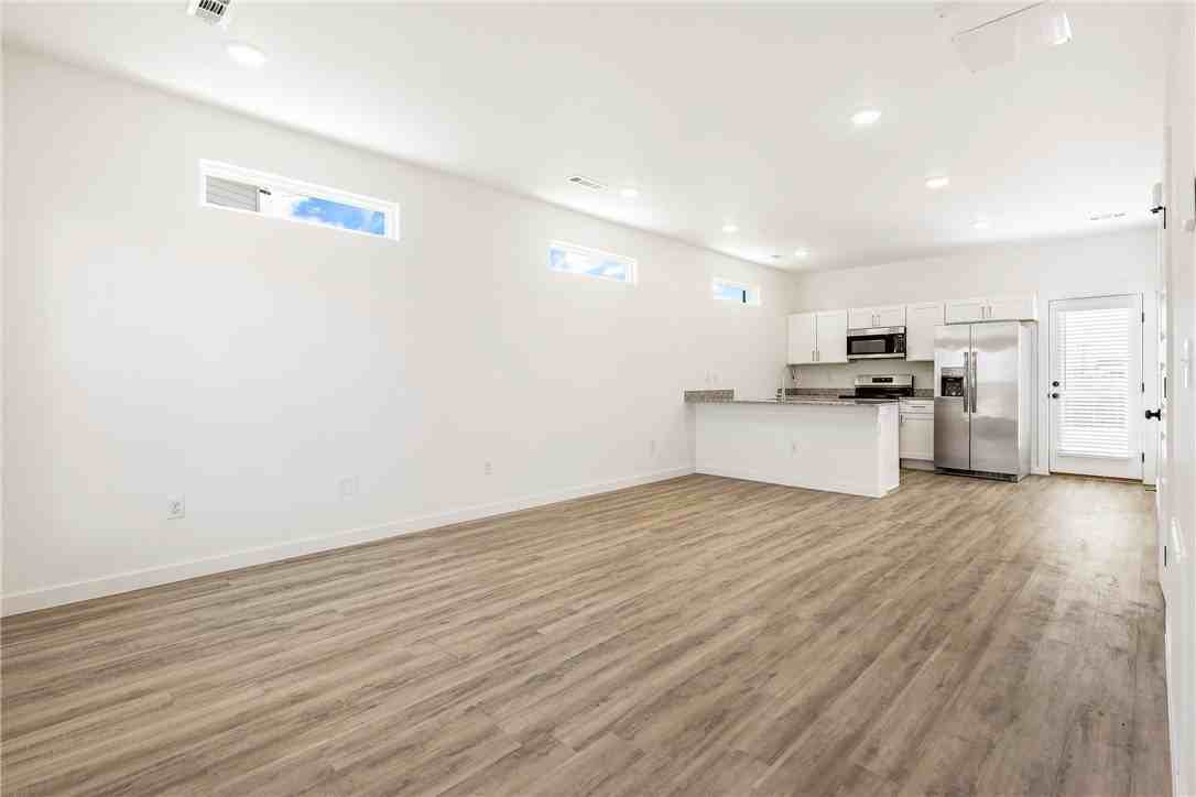 601 Apollo Avenue - Photo 3 of 22