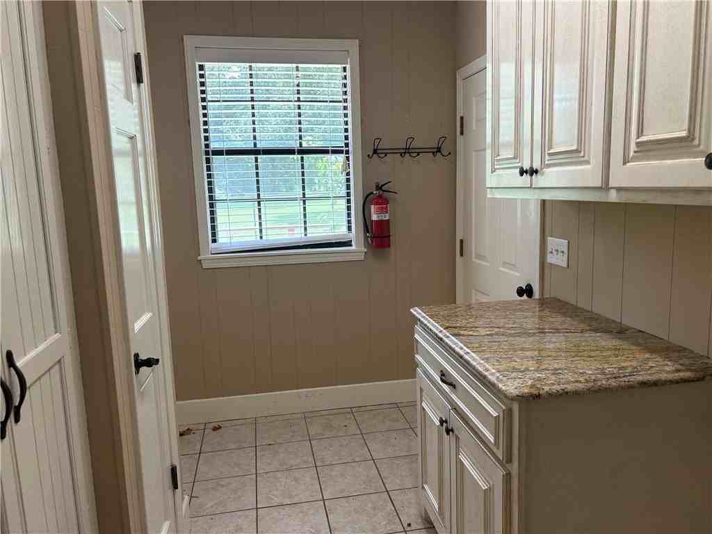 23 Howard Pl - Photo 6 of 23