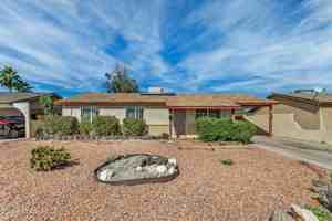 featured image of 3234 E Friess Dr
