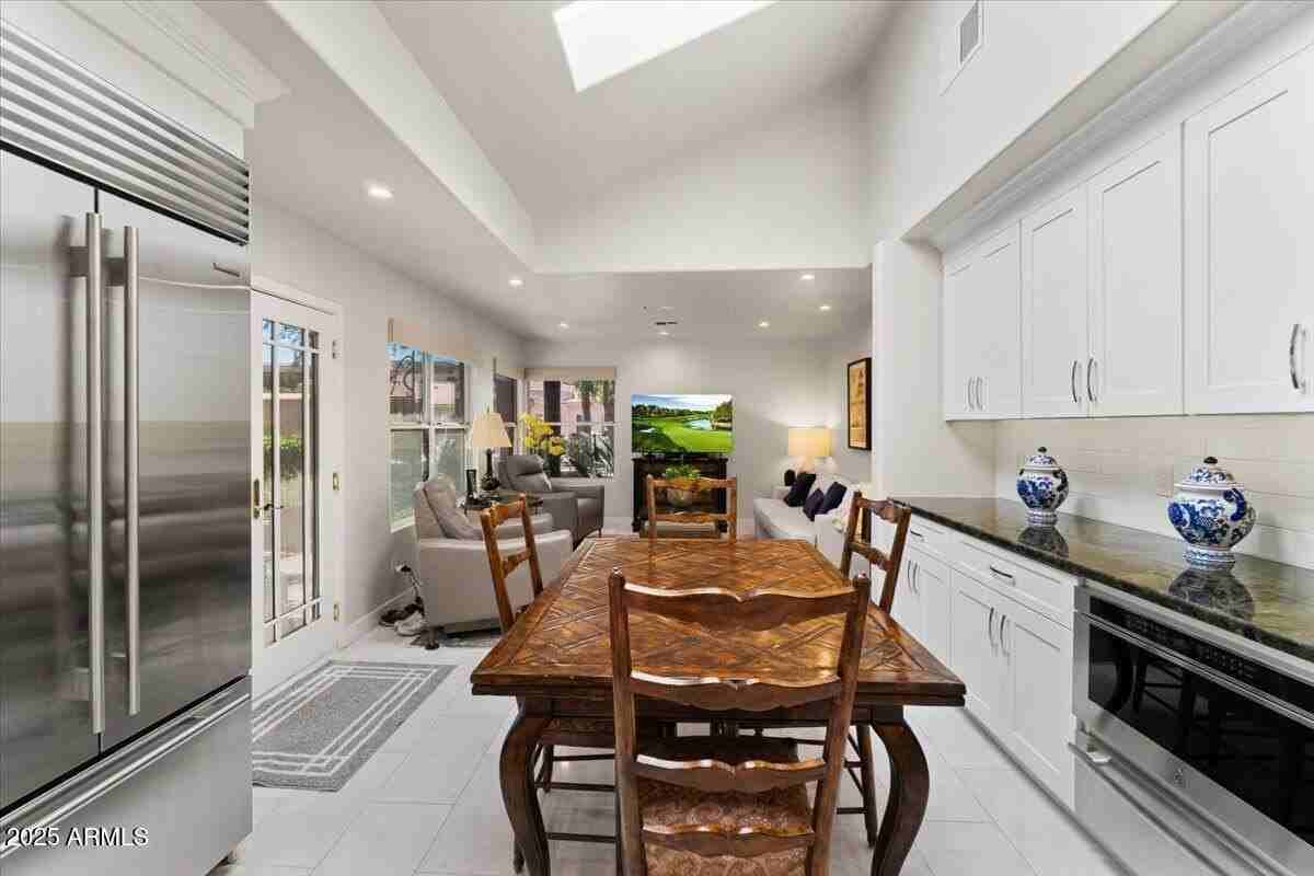 7799 E Oakshore Dr - Photo 7 of 18