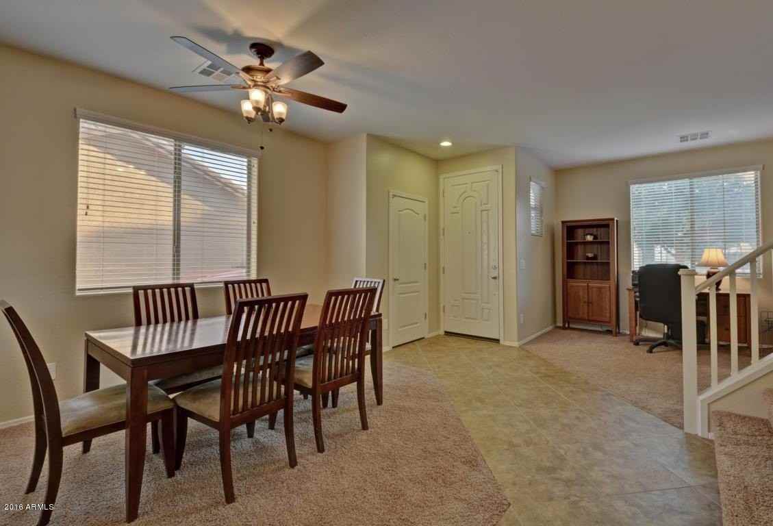 2065 S Martingale Rd - Photo 4 of 28