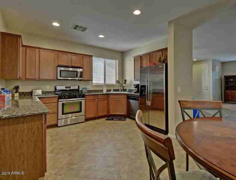 2065 S Martingale Rd - Photo 6 of 28