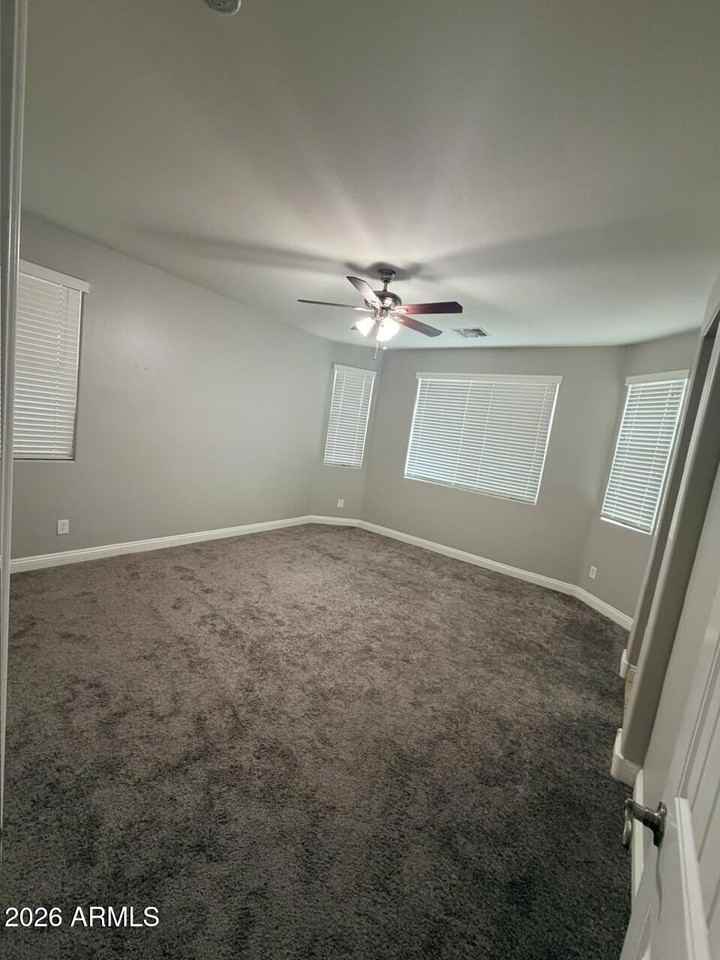 1810 W Loemann Dr - Photo 4 of 5