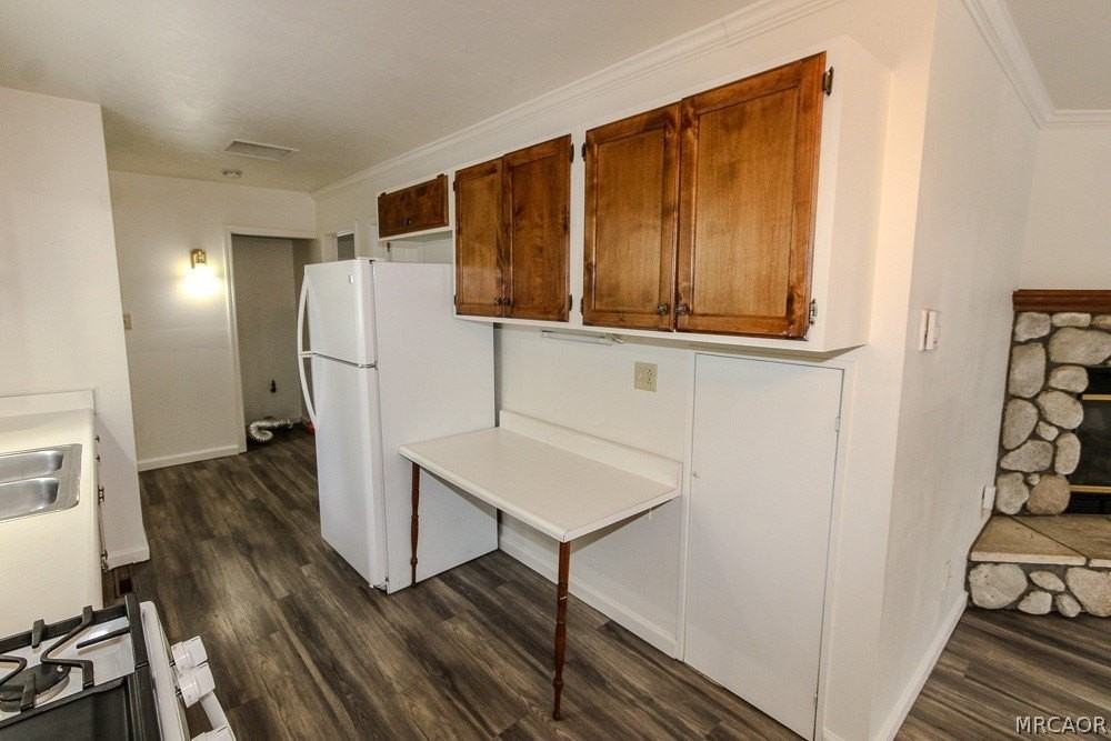 518 Orange Ave - Photo 7 of 22