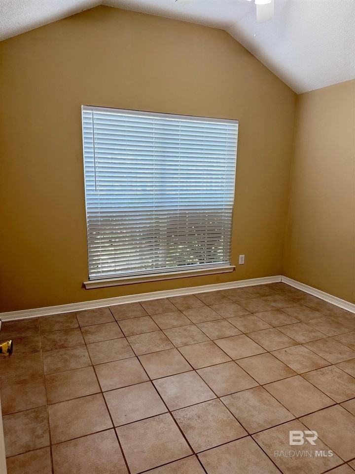 406 Belle Chase Ct S - Photo 6 of 13