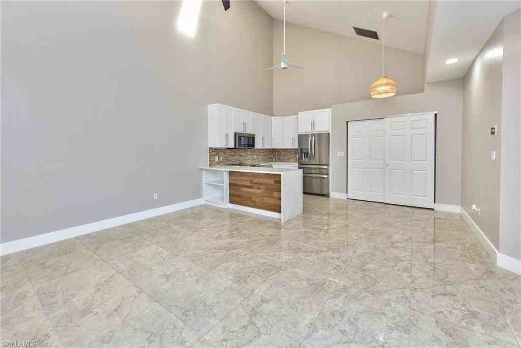 4436 Preserve Way #9D - Photo 3 of 27