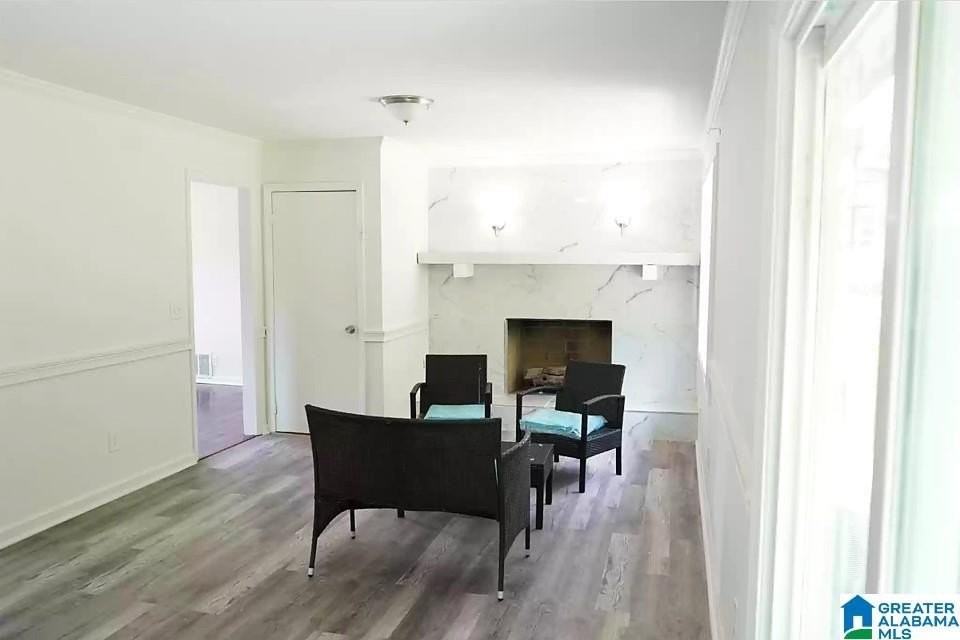 5010 Darlene Dr - Photo 6 of 15