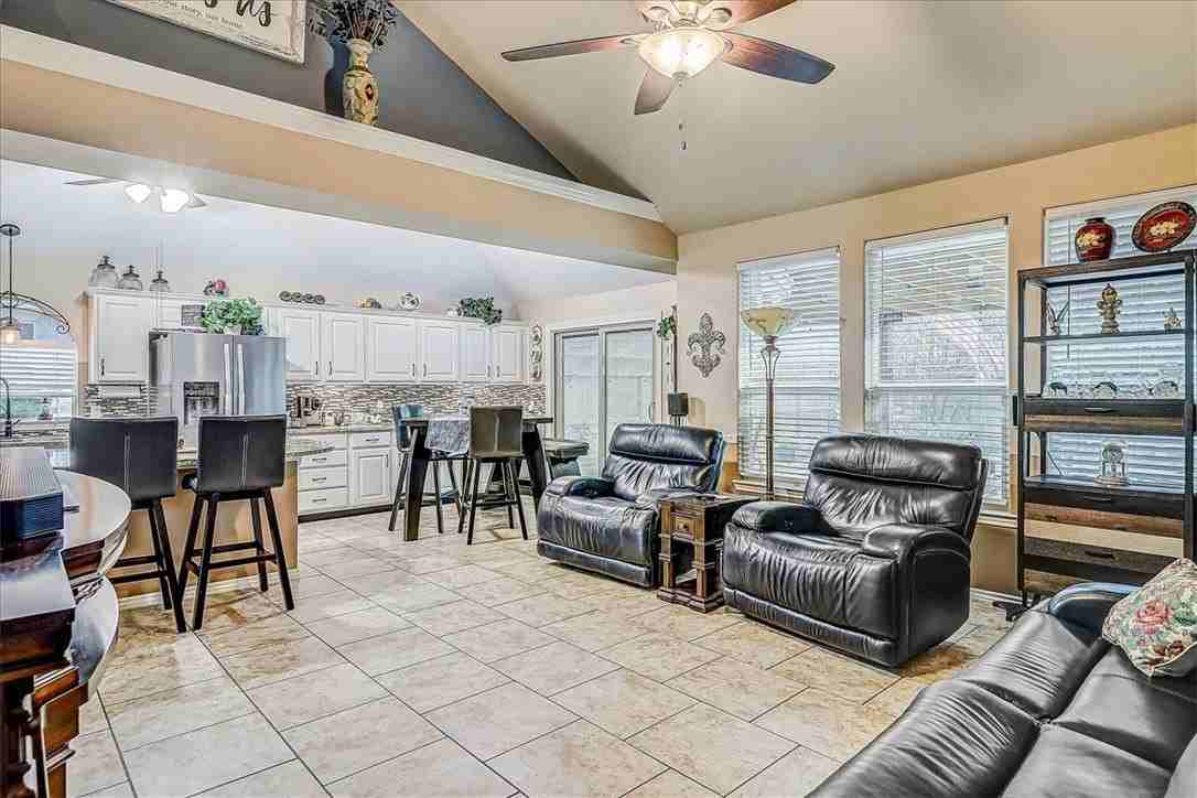 7229 Brown Dr - Photo 5 of 40