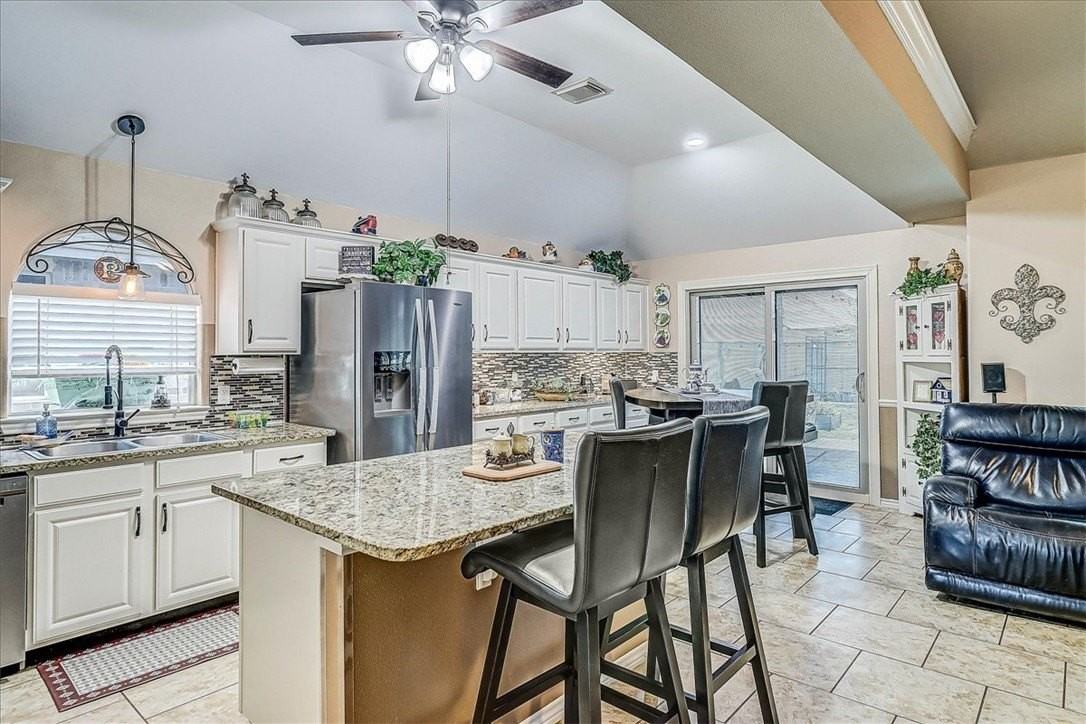 7229 Brown Dr - Photo 6 of 40
