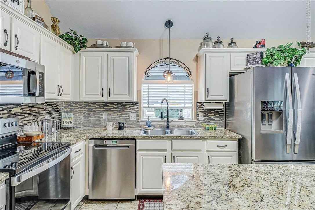 7229 Brown Dr - Photo 7 of 40