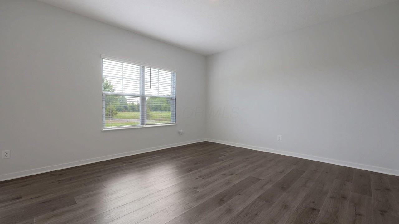 858 Sunny Vale Dr - Photo 4 of 15