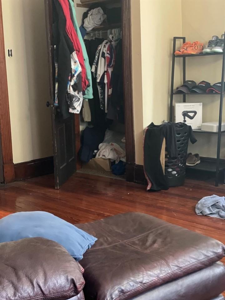 2242 Victor St - Photo 5 of 12