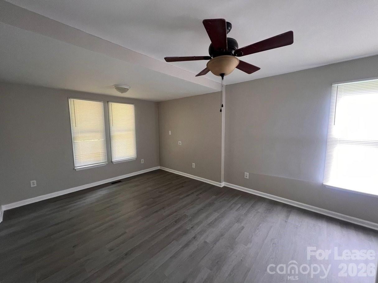 144 Mountain View Rd - Photo 6 of 33