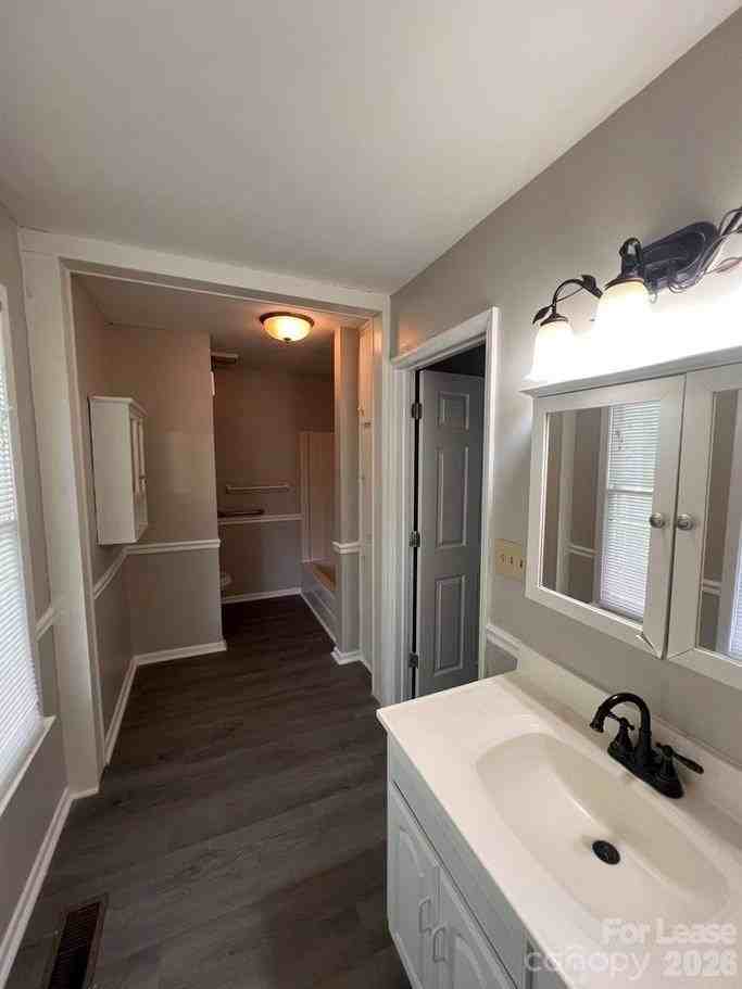 144 Mountain View Rd - Photo 7 of 33