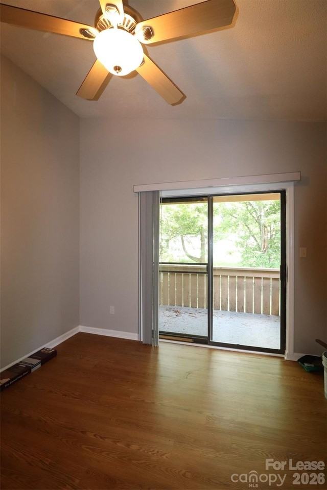 1472 Riverwood Ct - Photo 3 of 10
