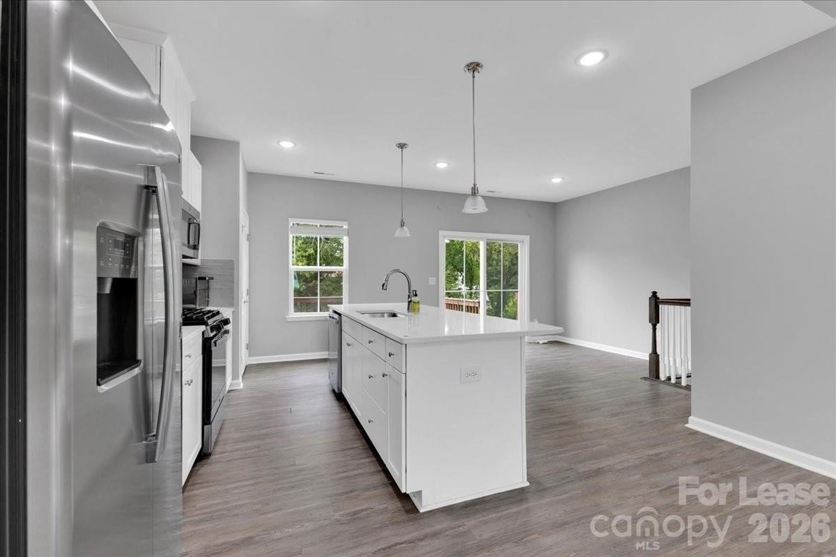 2611 Grantham Place Dr - Photo 6 of 26