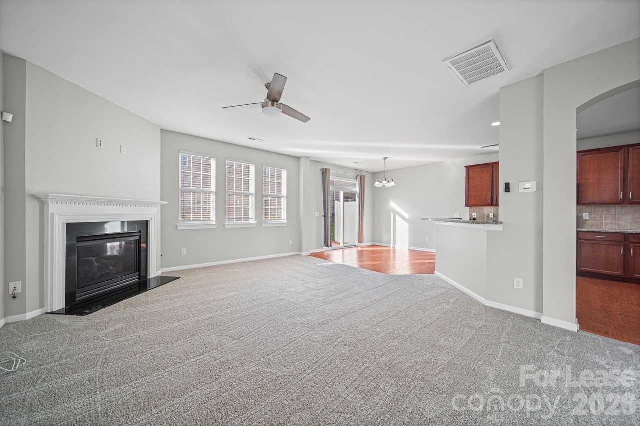 5470 Allison Ln - Photo 4 of 39