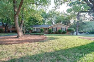 featured image of 6700 Castlegate Dr