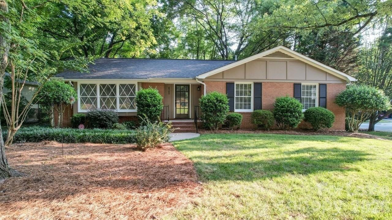 6700 Castlegate Dr - Photo 6 of 48