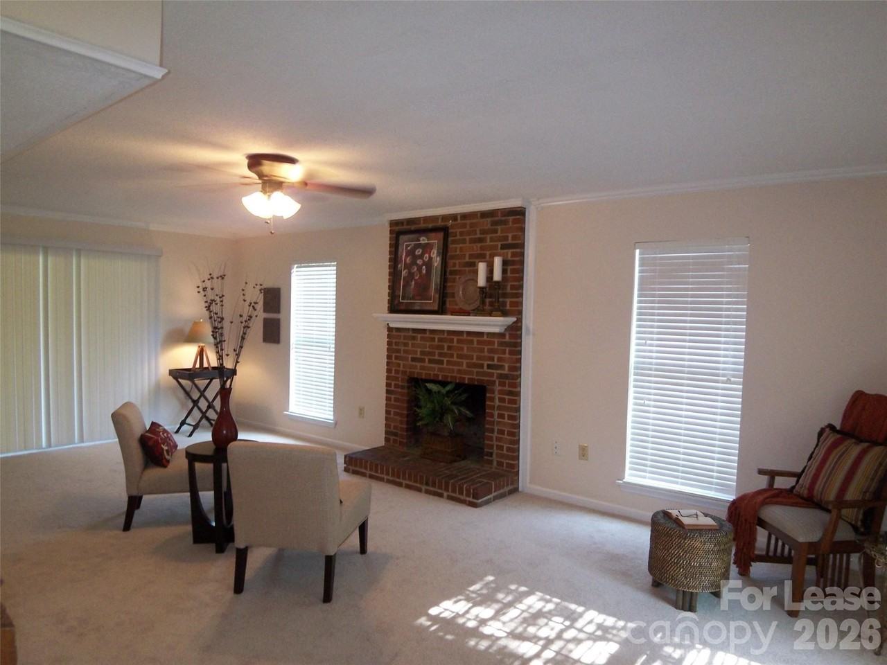 4307 Claybury Ct - Photo 2 of 12
