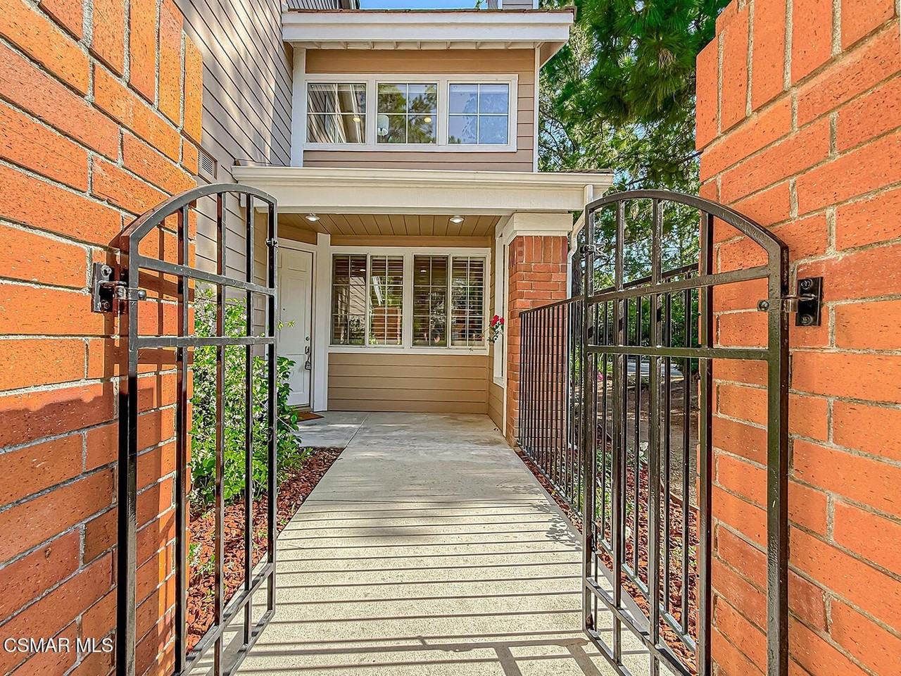5750 Ingram Pl - Photo 4 of 45