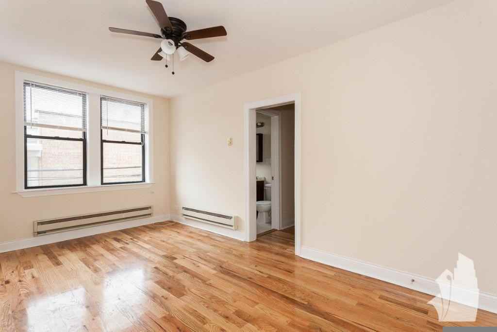 818 W Diversey Pkwy #G - Photo 3 of 11