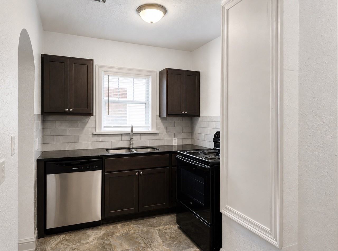 941 East Dr #941 - Photo 7 of 17