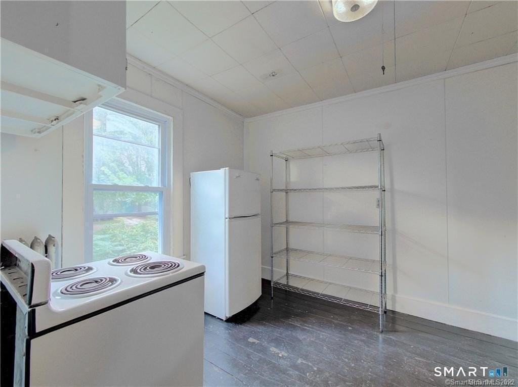 251 Williams St #2 - Photo 5 of 19