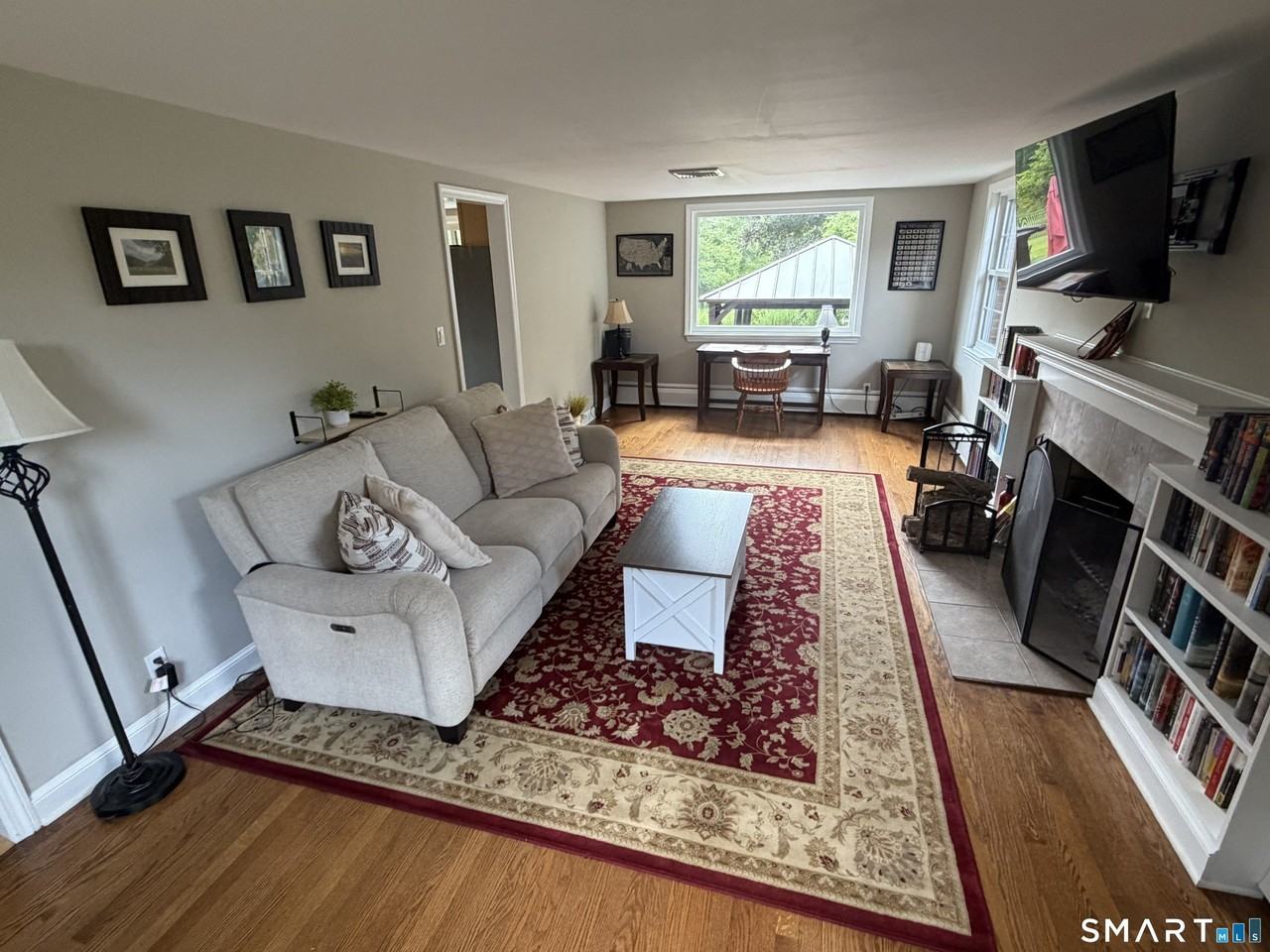 79 Brook St - Photo 5 of 24