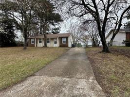 featured image of 613 Kellam Cir